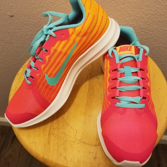 NIKE Downshifter 8 Fade GS Solar Red - Picture 4 of 8